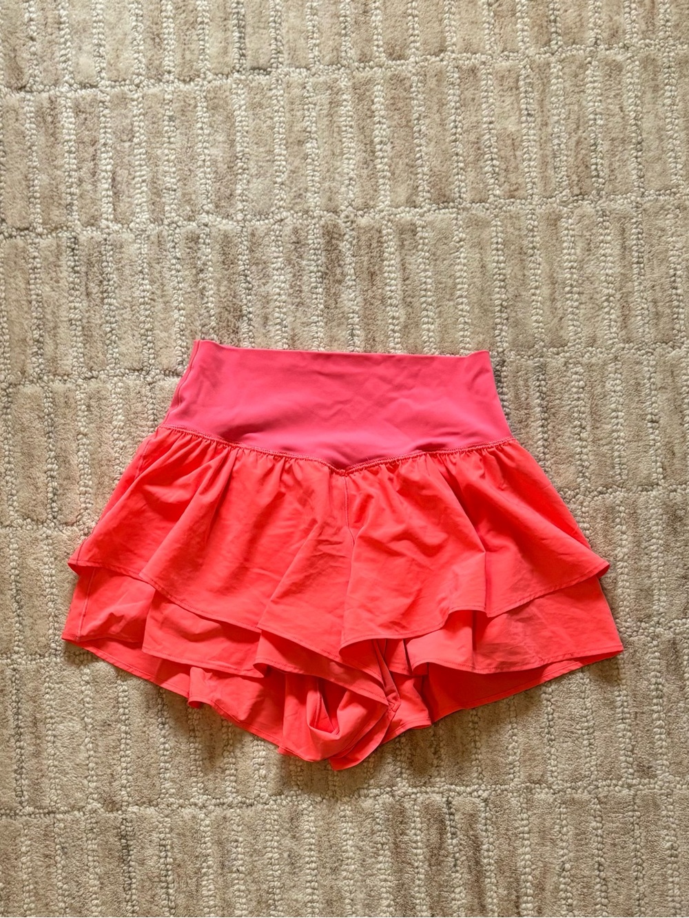 Aerie Women's Coral Ruffle Active Shorts